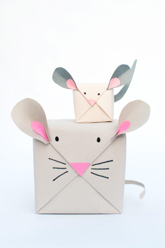 christmas wrapping gift mouse