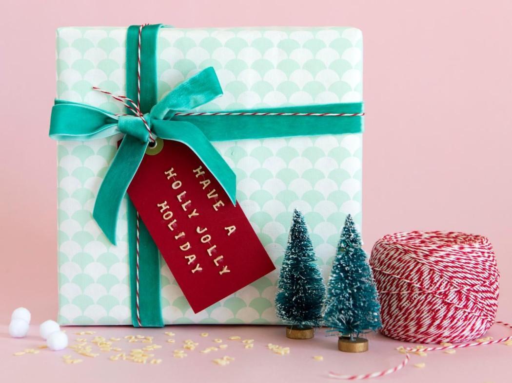 gift wrapping ideas for kids on christmas