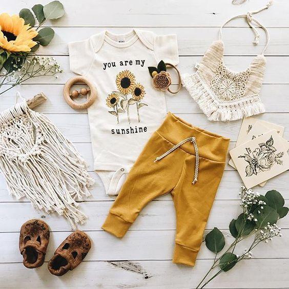flatlay tips and inspiration - children clothes