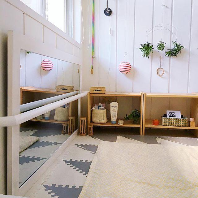 montessori bedroom - habitacion infantil - dormitorio montessori - mirror - espejo